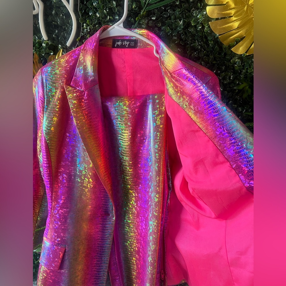 Pants Suit - Picture 4 of 4